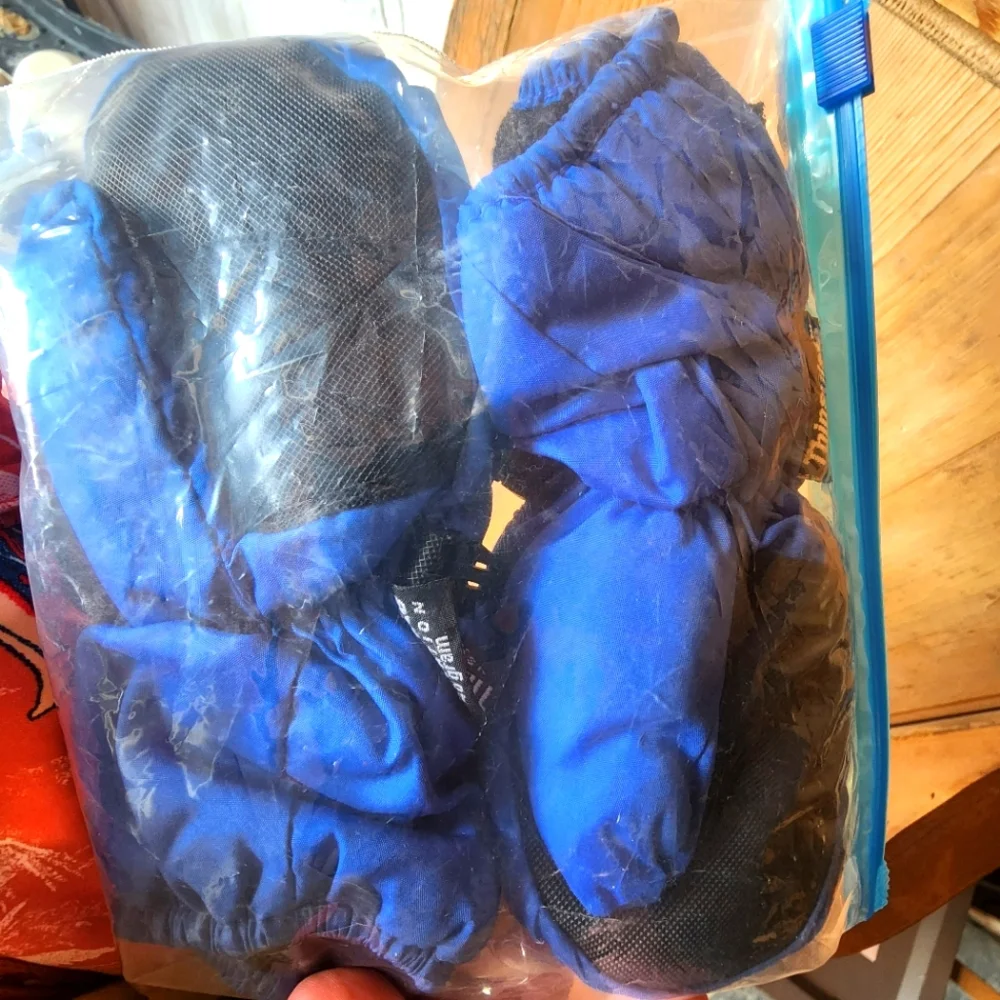 *nd 2T-3T blue thinsulate mittens